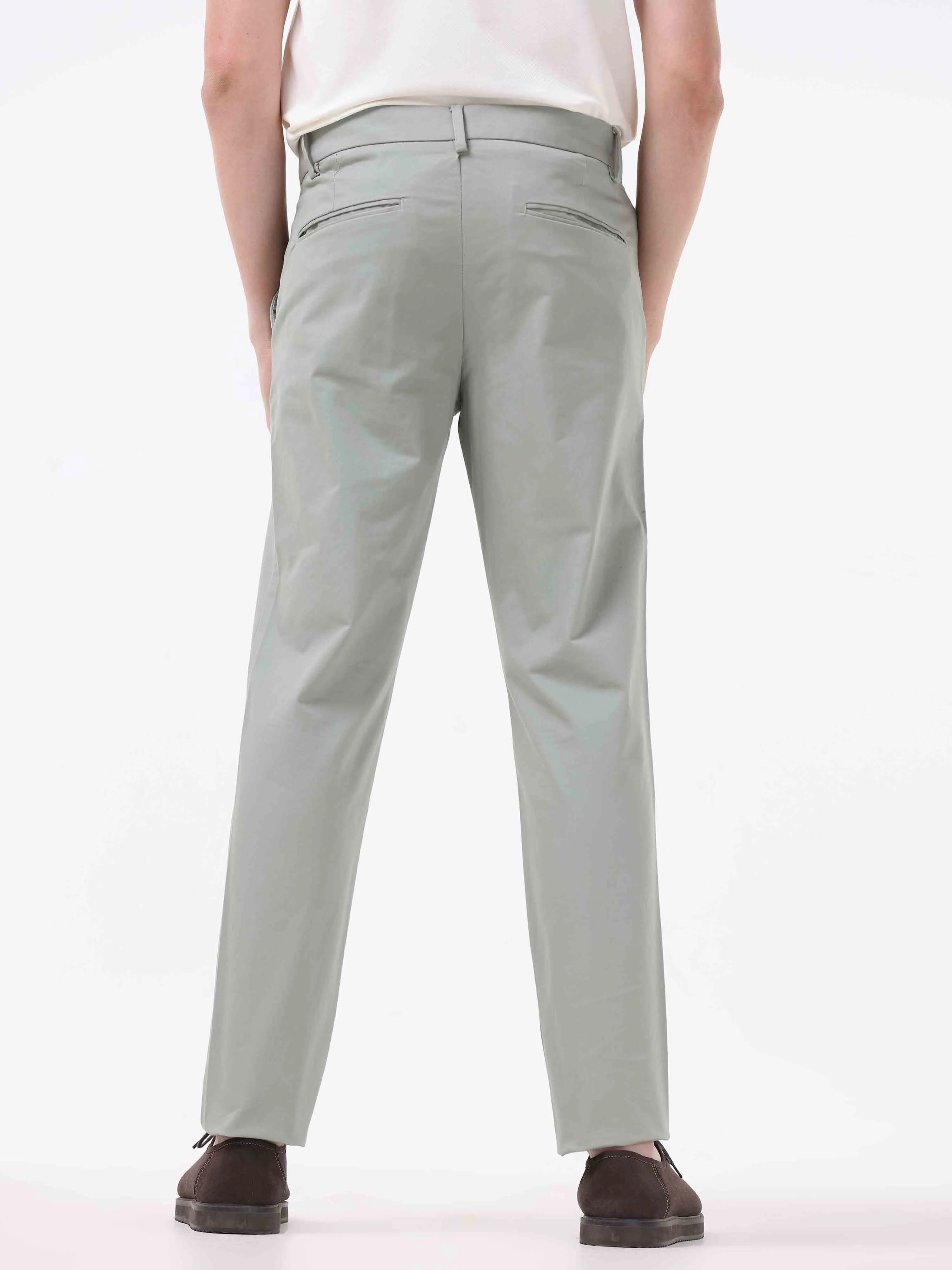 Semi Liquid Statement Pista Chino