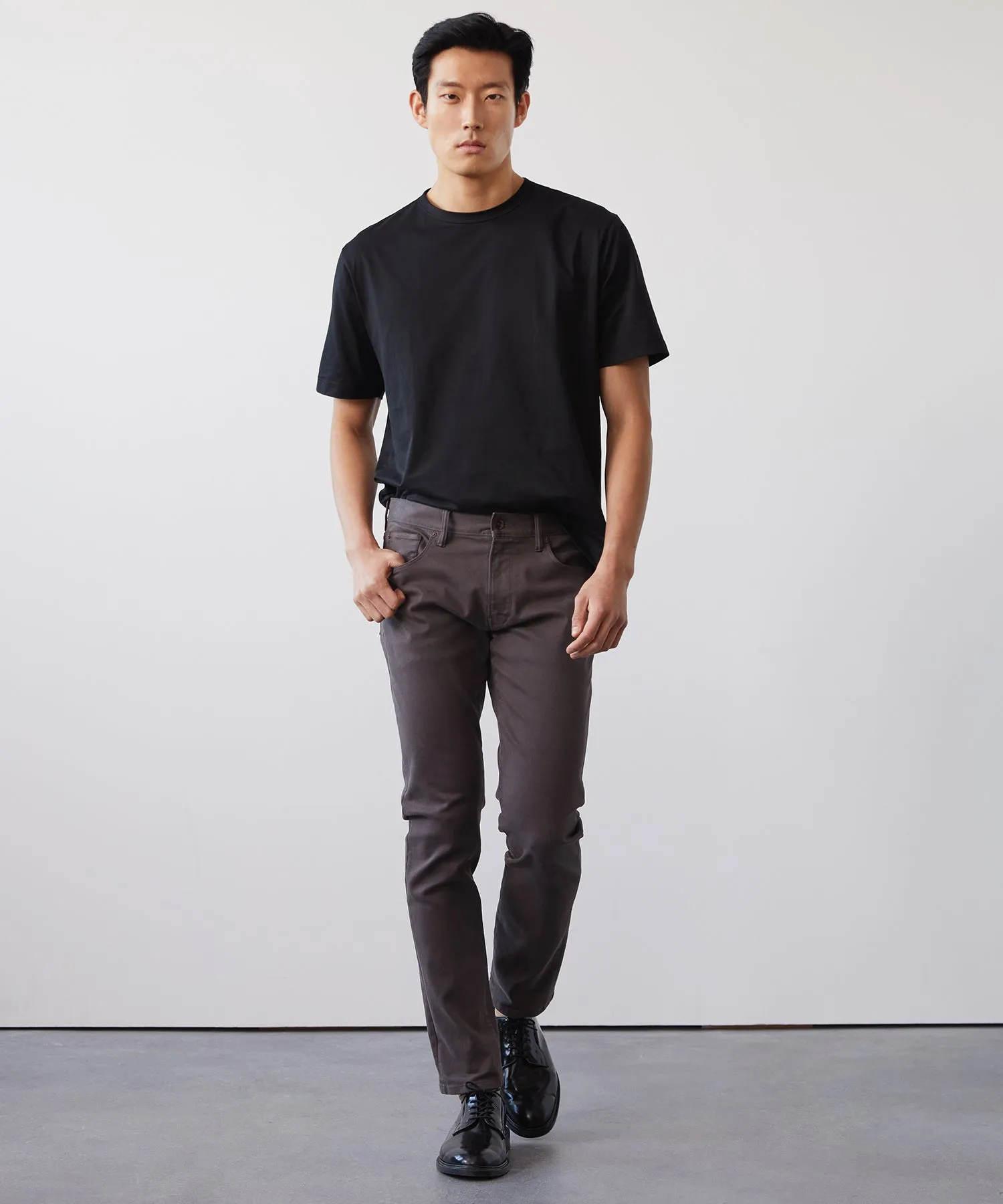 Slim Fit 5-Pocket Chino in Dark Granite